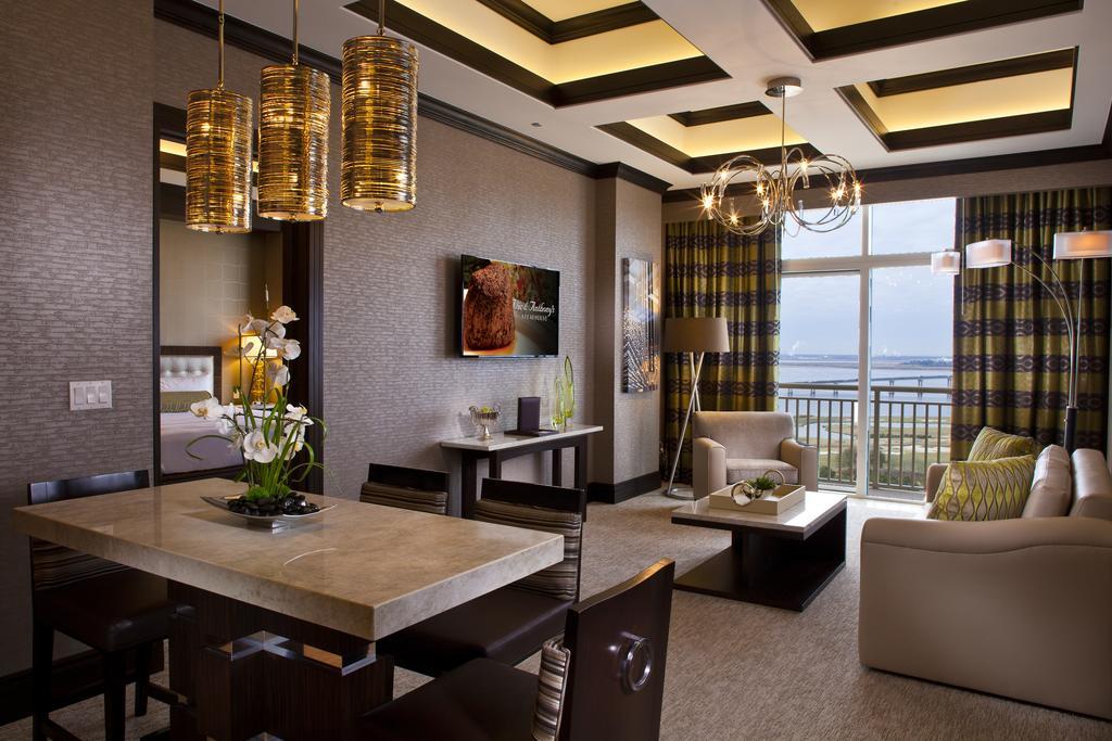 Golden Nugget Lake Charles Esterno foto