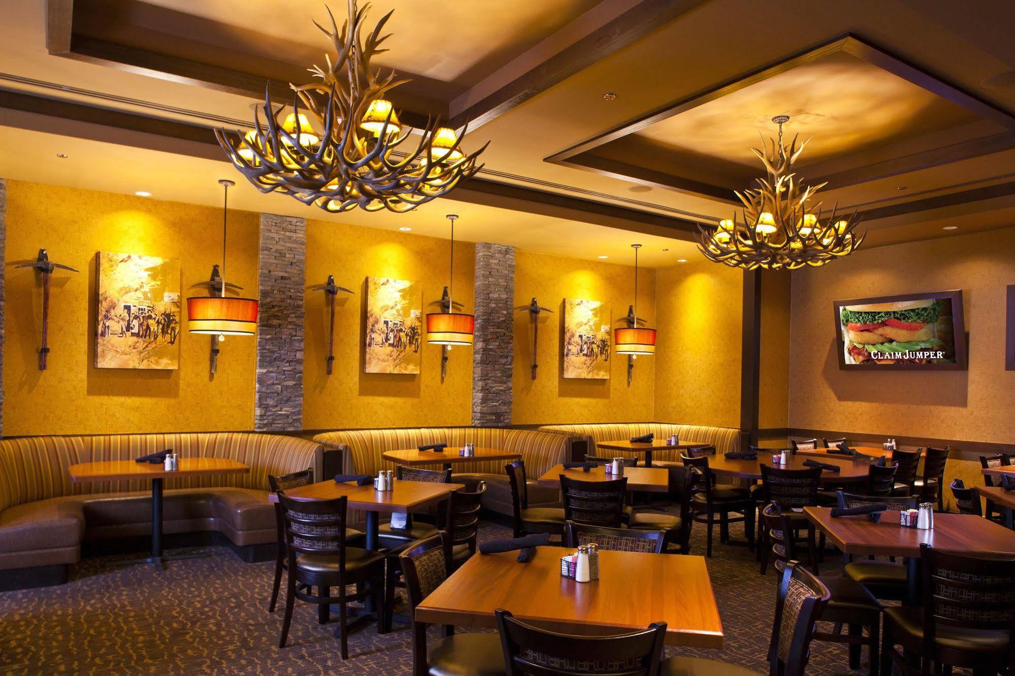 Golden Nugget Lake Charles Esterno foto