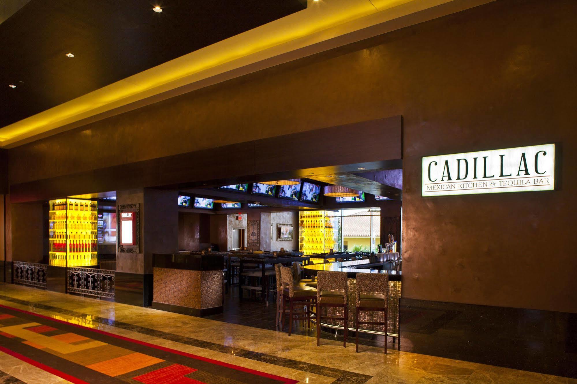 Golden Nugget Lake Charles Esterno foto